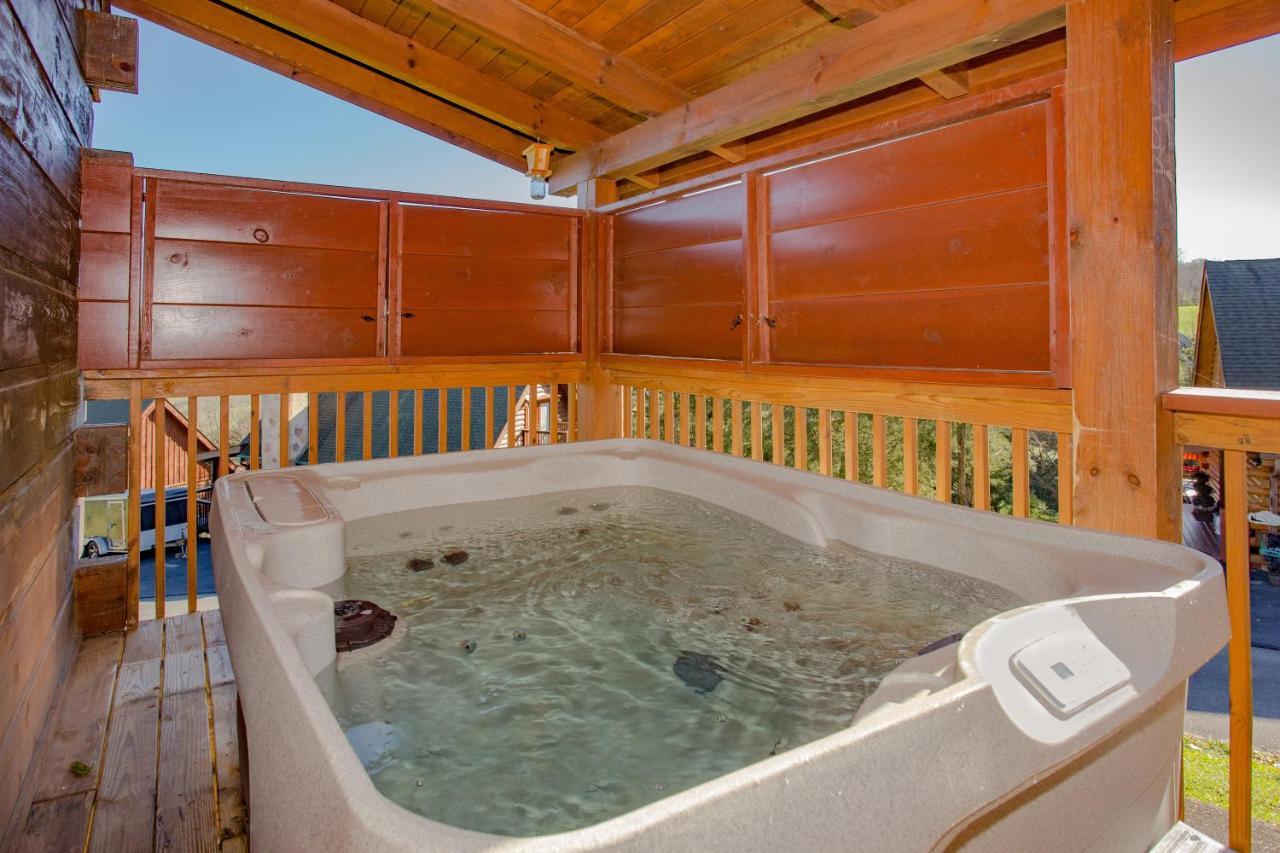 Highland Dream, Hot Tub, 1089 Free Tickets Each Paid Day, Dollywood And More Sevierville Exterior foto